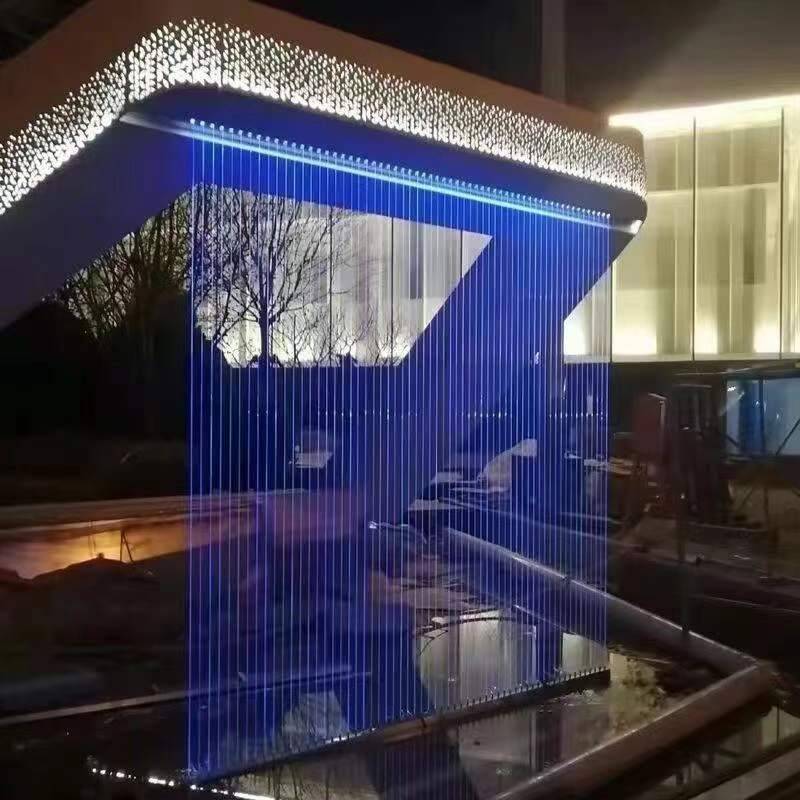 水帘秋千 清凉互动新玩法