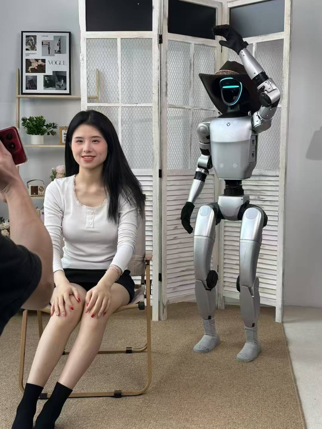 宇树G1人形机器人：全场景智能作业利器