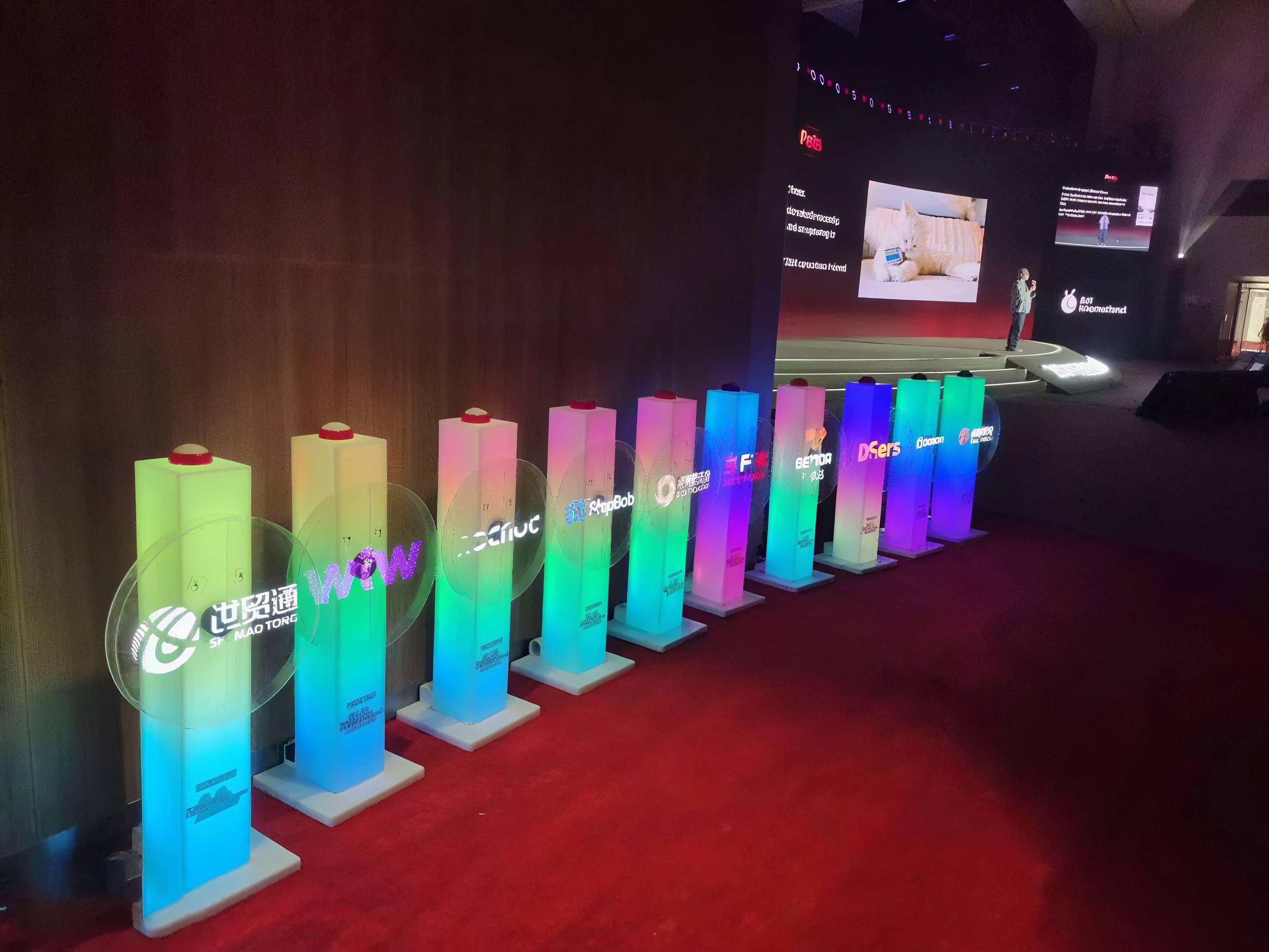 LED屏幕启动柱 庆典启动视觉焦点